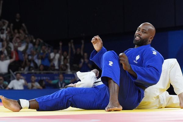 Teddy Riner vainqueur du Tadjik Temur Rakhimov lors de la demi-finale des + de 100 kg, JO Paris, 2 août 2024