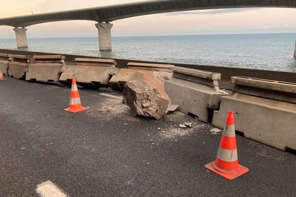 Eboulis sur la Route du Littoral, mardi 8 février.