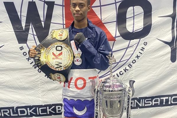 Yvan Raffion remporte l’Open World Championships WKO en kick-boxing en Angleterre