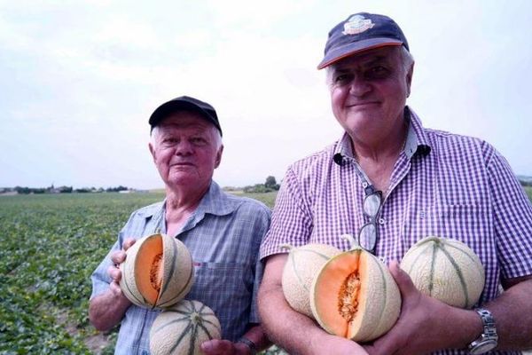 Claude Boyer (à gauche sur la photo) le "Roi du melon", est décédé ce mercredi 29 mai 2024