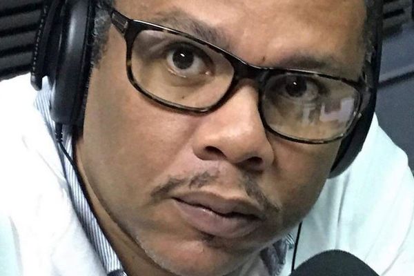 Le journaliste Roberson Alphonse, victime d'une tentative d'assassinat.