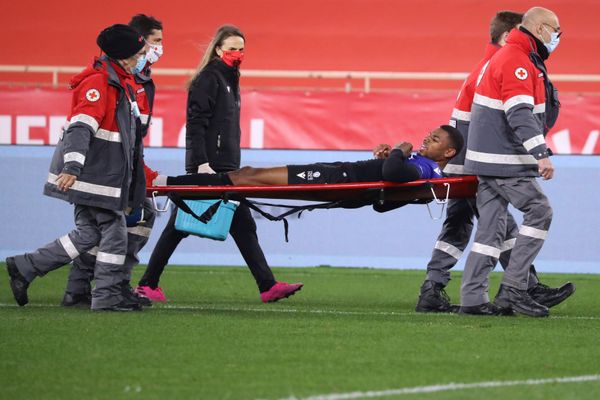 Jeff Reine-Adelaide blessé à un genou