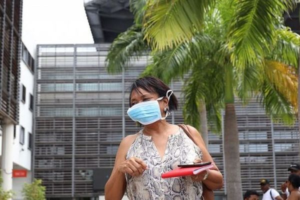 Femme à La Réunion