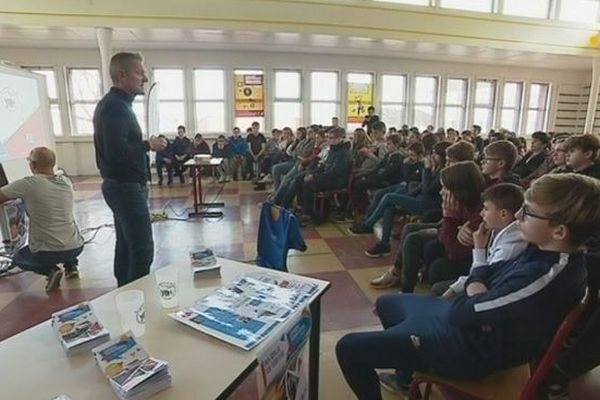 Le Conseil territorial des jeunes présenté aux élèves de l'archipel