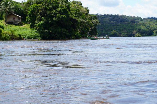 Fleuve à Camopi