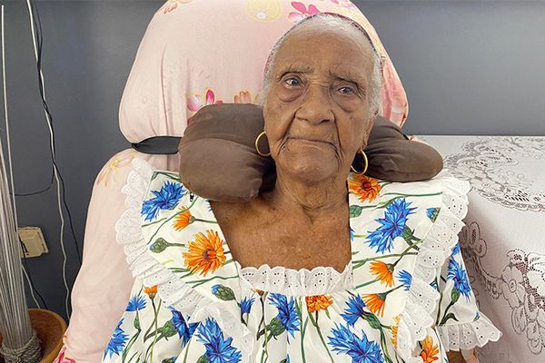 Bernadette Pauline Tinas, originaire du quartier Glotin au Gros-Morne, est âgée de 110ans.