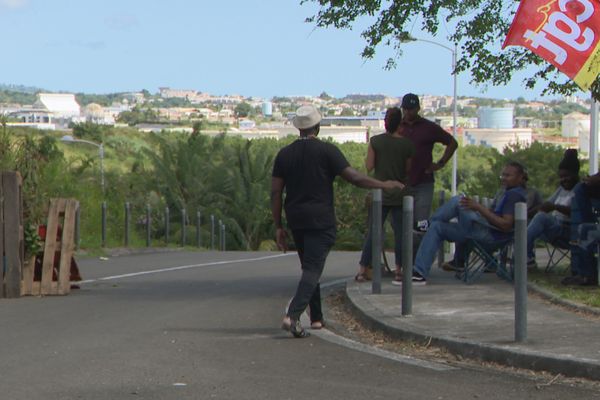 Chauffeurs de bus en grève sur le réseau des bus du centre...