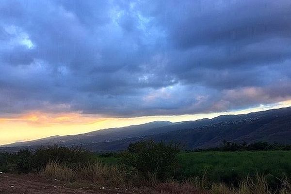 Nuages sur l'Ouest de La Réunion 11 10 2018