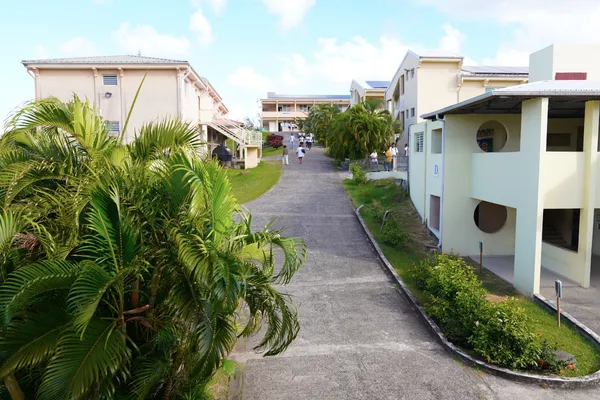 La Cité Scolaire Adventiste Rama à Sainte-Luce en Martinique.