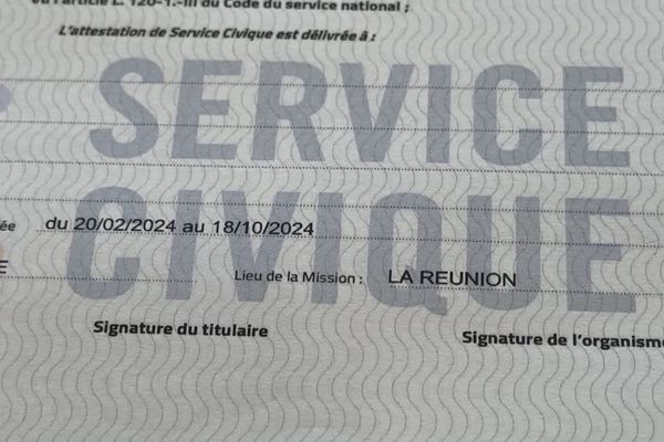 Dans l'attente du vote du budget 2025, le financement des nouvelles missions de service civique est suspendu.