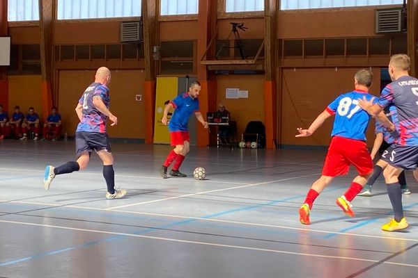 Futsal Miquelon  Vagabonds-Tireurs de Litres