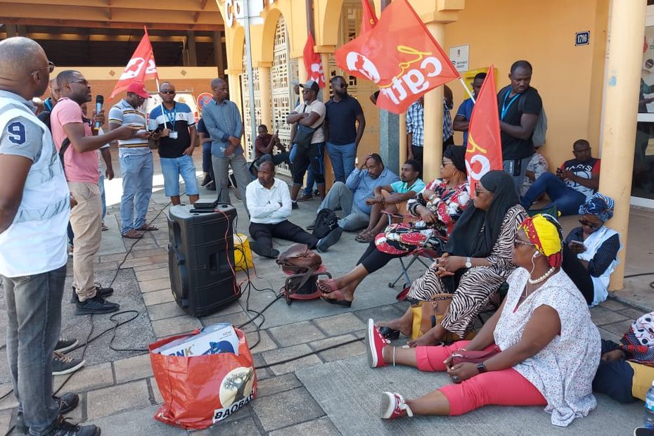 Grève nationale Mayotte suit le mouvement