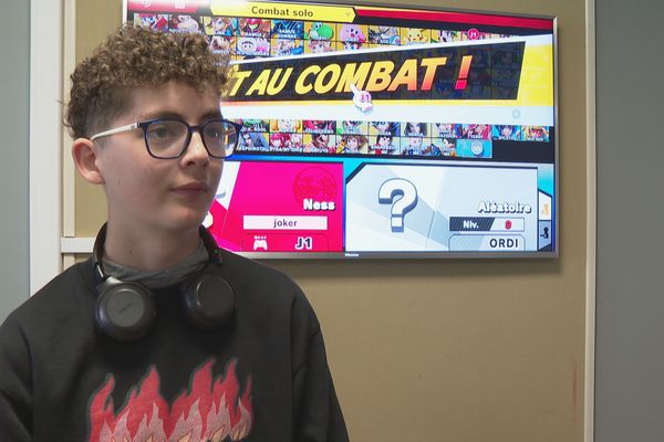 A quinze ans, Evan Demontreux est fan de jeux vidéos et rêve de se professionaliser.