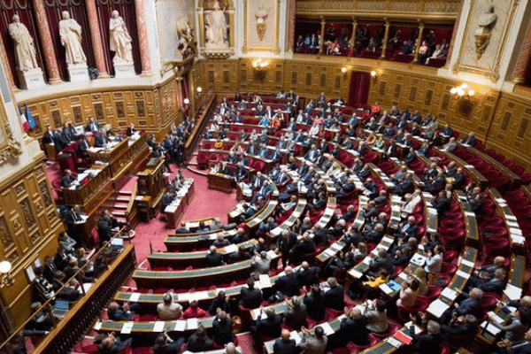 L'hémicycle du palais du Luxembourg