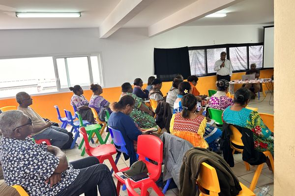 L'Alliance scolaire en assemblée générale extraordinaire, le 28 octobre, à Nouméa.