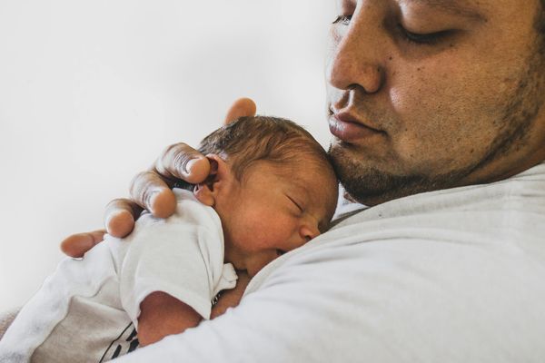 Bébé / santé / parents / maternité / papa