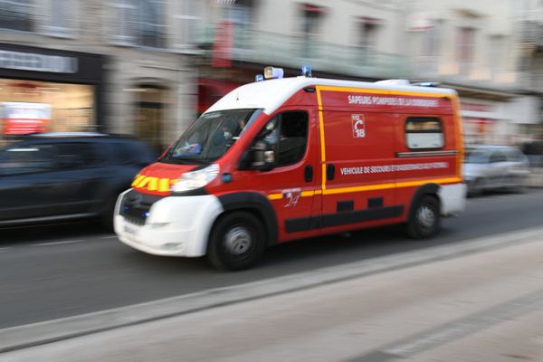 AFP_ambulance urgence pompiers_20220322