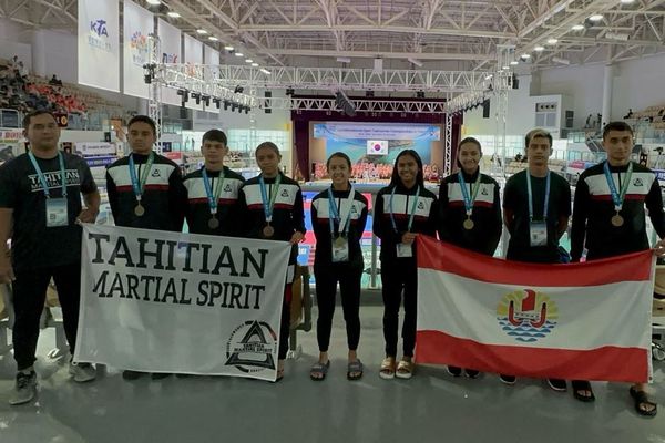 jeunes taekwondoïstes tahitiens en Corée du sud