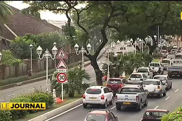 Les feux du rond point du Pacifique ne font pas que des heureux