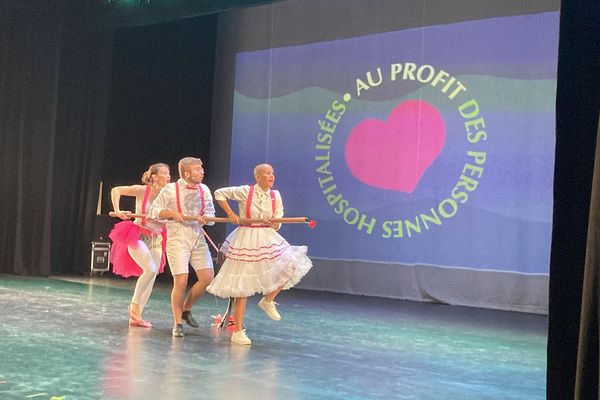 Gala des roses au profit des personnes hospitalisées et de l'association les mamans roses, Mont-Dore, 18 juillet 2021