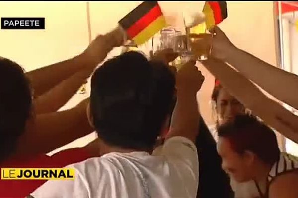 L’ambiance à Papeete pendant le match Allemagne – Argentine 