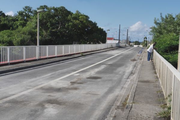 Pont de la Rivière des Pères