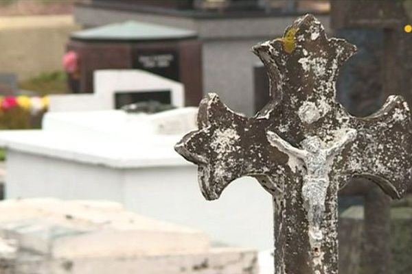 La riche histoire du cimetière de Saint-Pierre