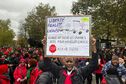 Vie chère en Outre-mer : des milliers de personnes protestent dans les rues de Paris