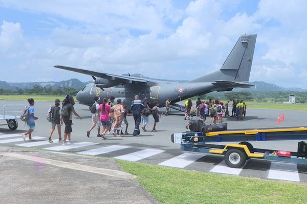 Sésime au Vanuatu : les enfants de l’association omnisports Nepoui rapatriés par les forces armées de Nouvelle-Calédonie