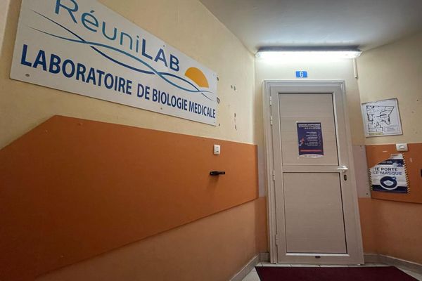 Les laboratoires Inovie Réunilab fermés jusqu'à lundi soir