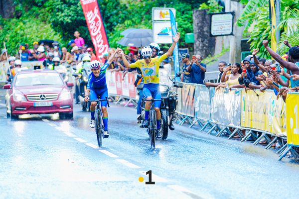 Arrivée de la 6e étape du Tour de Guadeloupe 2024 : victoire de Sebastian Castano devant Kevin Castillo (Sistecredito), jeudi 29 août