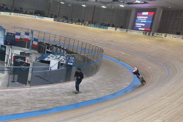 Les championnats de France de cyclisme sur piste étaient organisés du 3 au 5 janvier 2025 à Loudéac dans les Côtes-d’Armor.