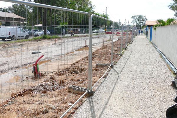 Travaux du TCSP sur le boulevard de la République, à Cayenne