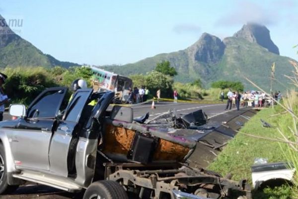 Accident 4X4 6 morts à Maurice