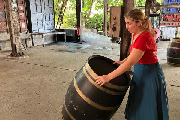 Guylaine Roussel, responsable boutique et développement touristique à la distillerie Montebello