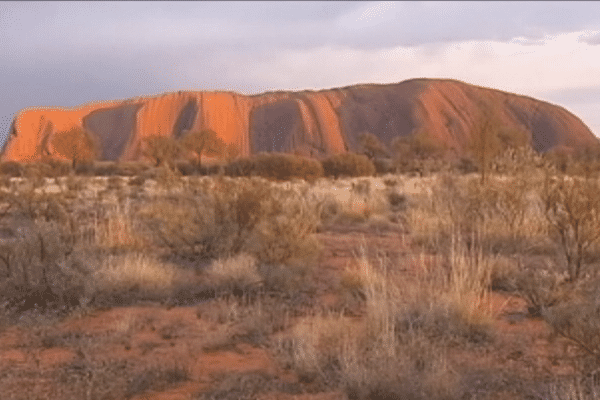 Australie : le mont URURU 