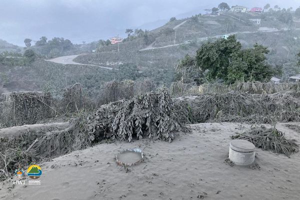 L'île de Saint vincent sous les cendres