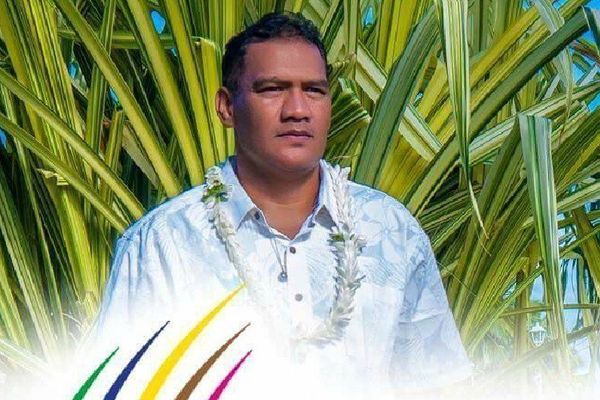 Tauhiti Nena / Tau Hoturau