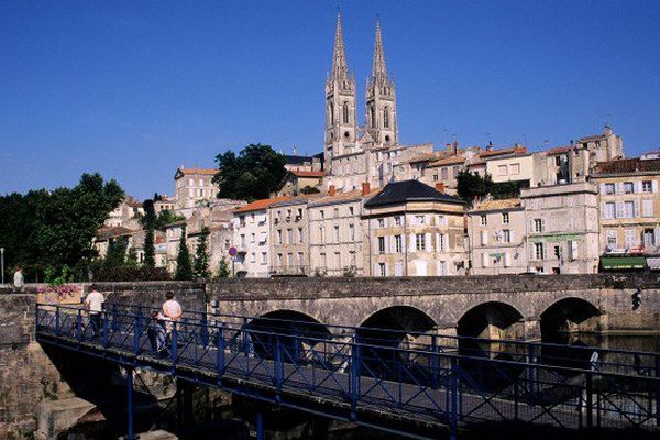 Les deux hommes ont été interpellés à Niort dans les Deux-Sèvres (79)