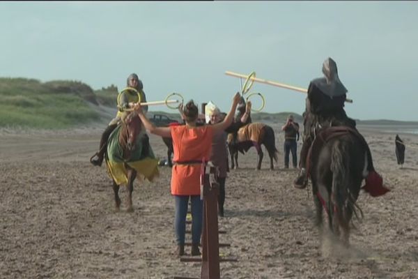 Une joute médiévale sur la dune de Miquelon-Langlade.