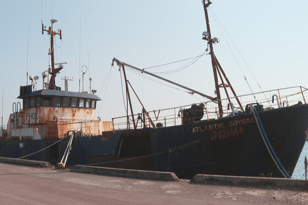 L'atlantic Odyssey à quai à Saint-Pierre.