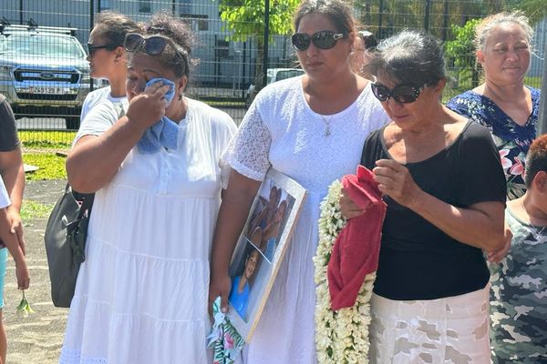 Inhumation de Heiarii Pito, abattu par les gendarmes.