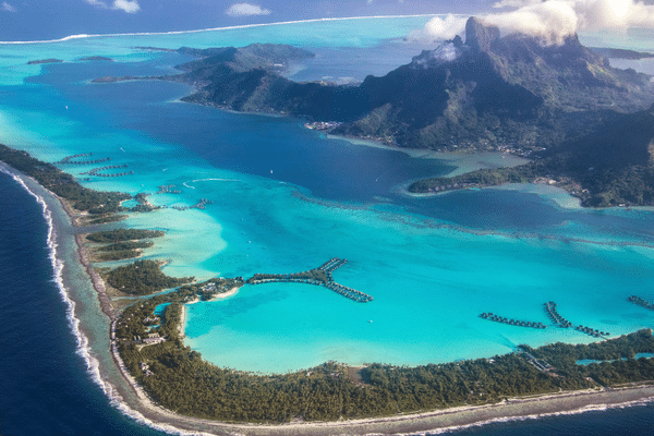 L'île de Bora-Bora.