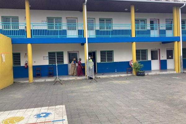 Dikedeli : L'école élémentaire Mohamed Houmadi de Labattoir a accueilli une centaine de personnes