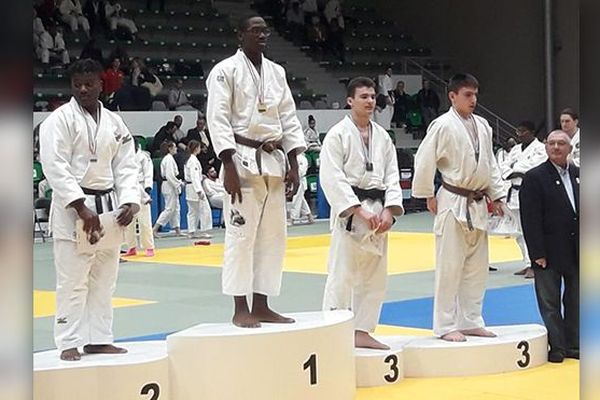 Podium demi-finales des championnats de France cadets.