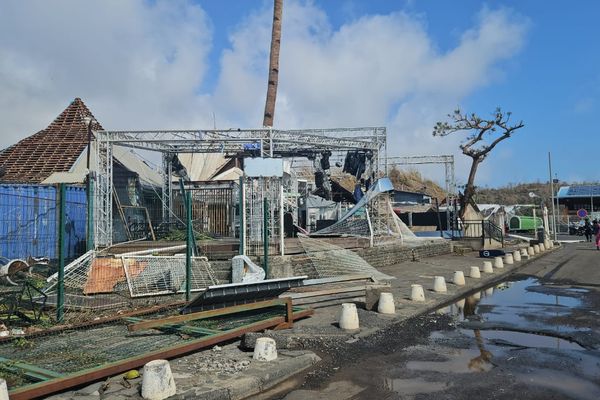 Le cyclone Chido n'a pas épargné l'iconique 5/5 à Mamoudzou