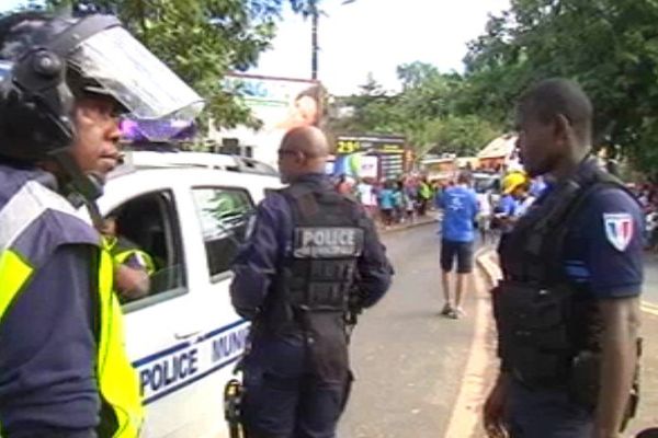 Violences Mayotte course de pneus