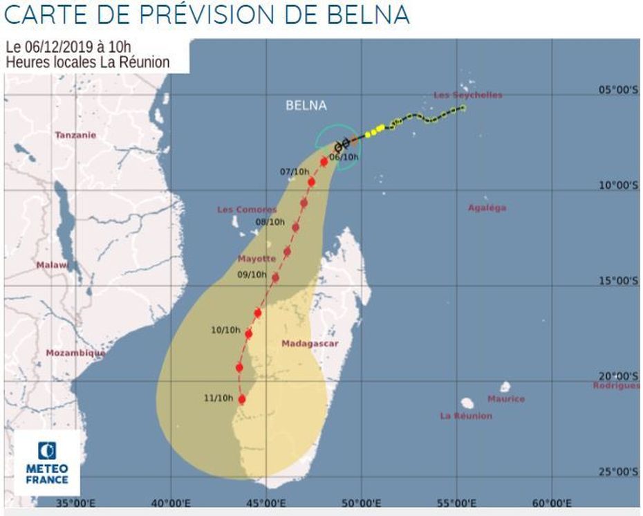 Mayotte, En Pré-alerte Cyclonique, Menacée Par La Forte Tempête Tropicale B