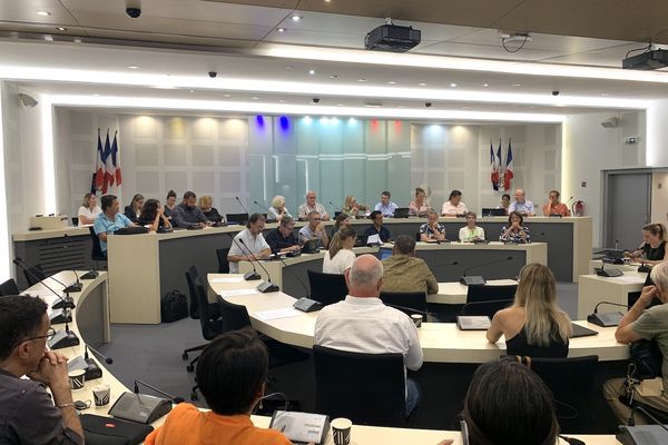 Dernier conseil municipal de l'année 2024, le 20 décembre, à Nouméa.