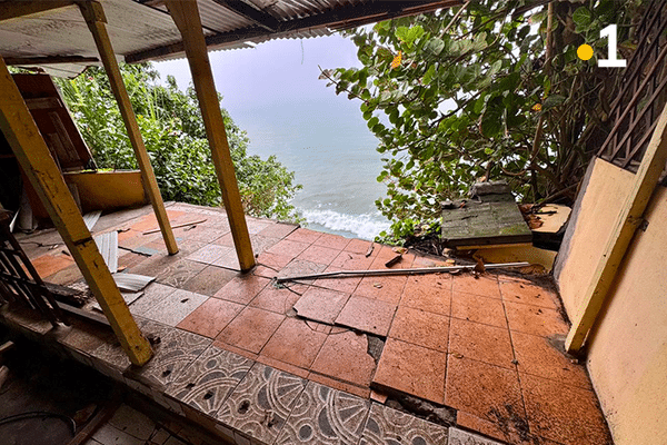 La maison à Basse Pointe est inhabitable.